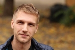 Blonder25